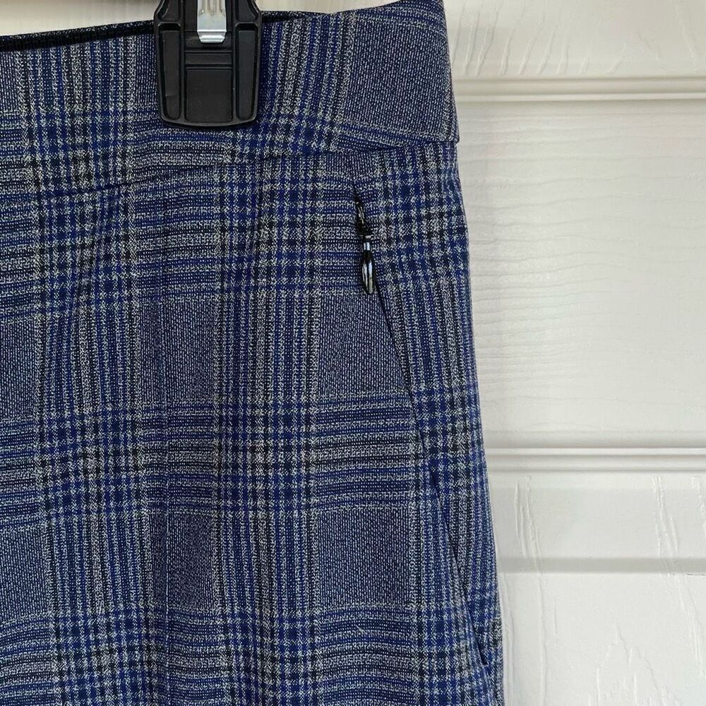 Elie Tahari Leena Plaid Cropped Pants (Blue Plaid) - Medium - Picture 7 of 12